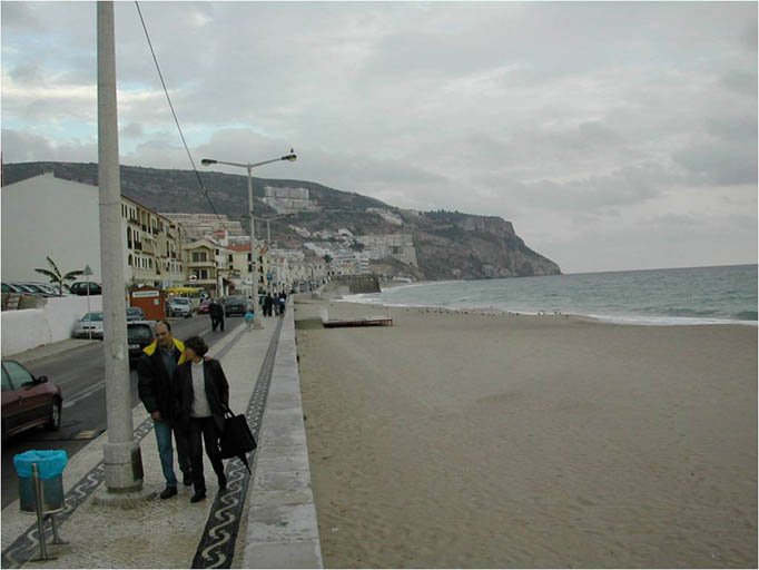 Rearrangement of the Marginal in Sesimbra - Antonio Barreiros Ferreira | Tetractys Arquitectos - Designs | Culture and Recreation