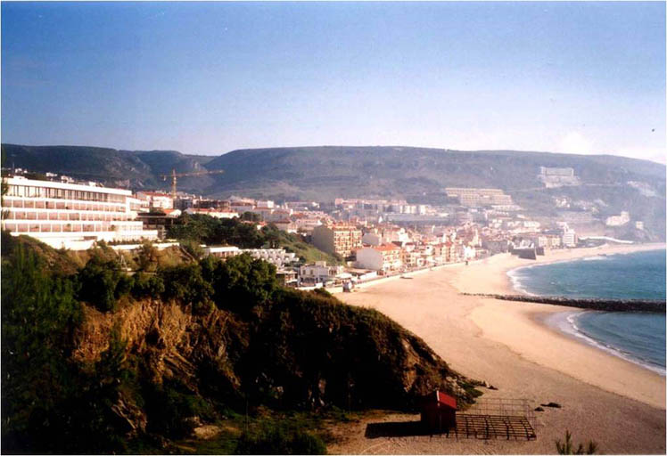 Rearrangement of the Marginal in Sesimbra - Antonio Barreiros Ferreira | Tetractys Arquitectos - Designs | Culture and Recreation